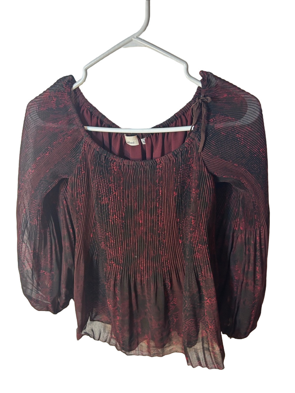 Wilfred Aritzia Talence Burgundy Floral Peasant pleated blouse off shoulder XS